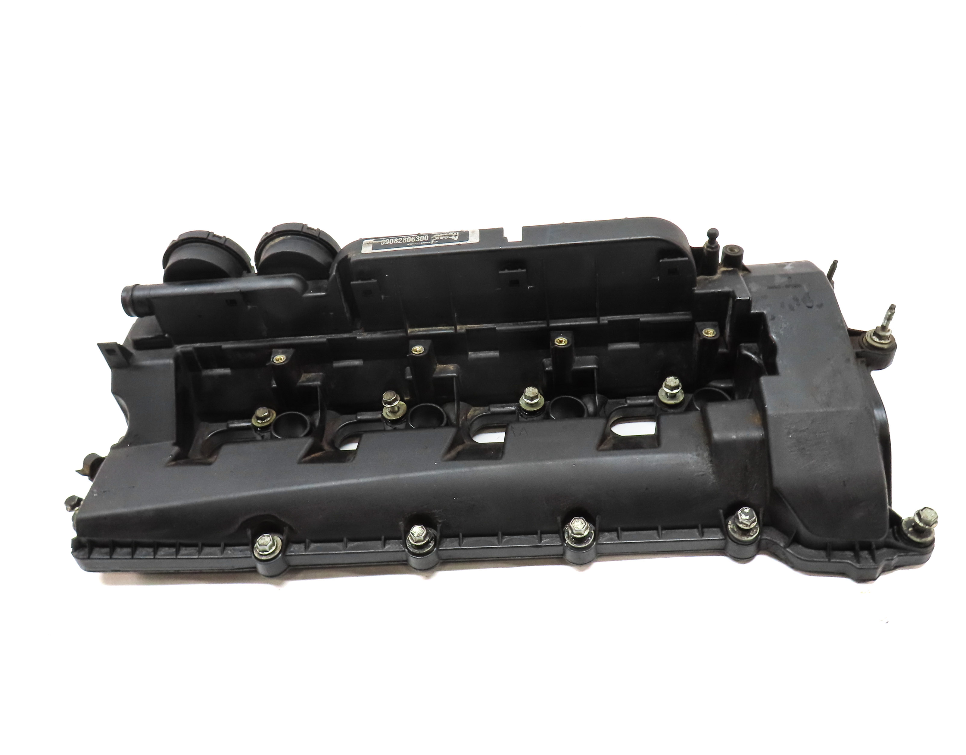 2010-2018 RANGE ROVER / SPORT (L320 L322 L494 L405) 5.0L V8 - RIGHT VALVE COVER — exact item pictured